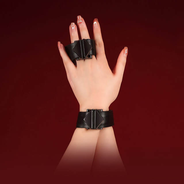 Wristcuffs / Anklecuffs Set