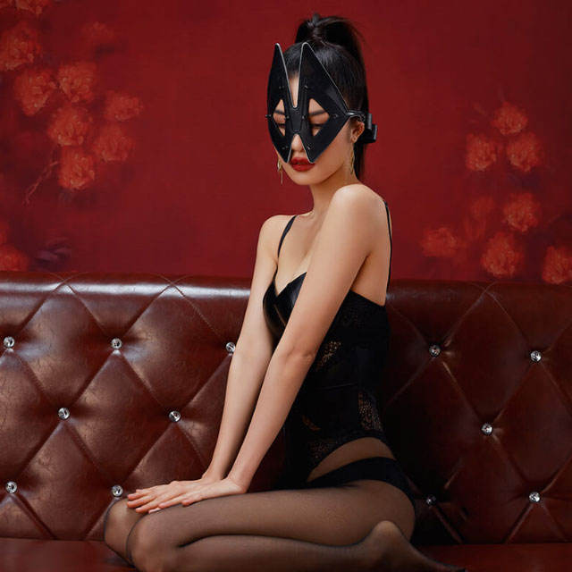 Vixen Blindfold