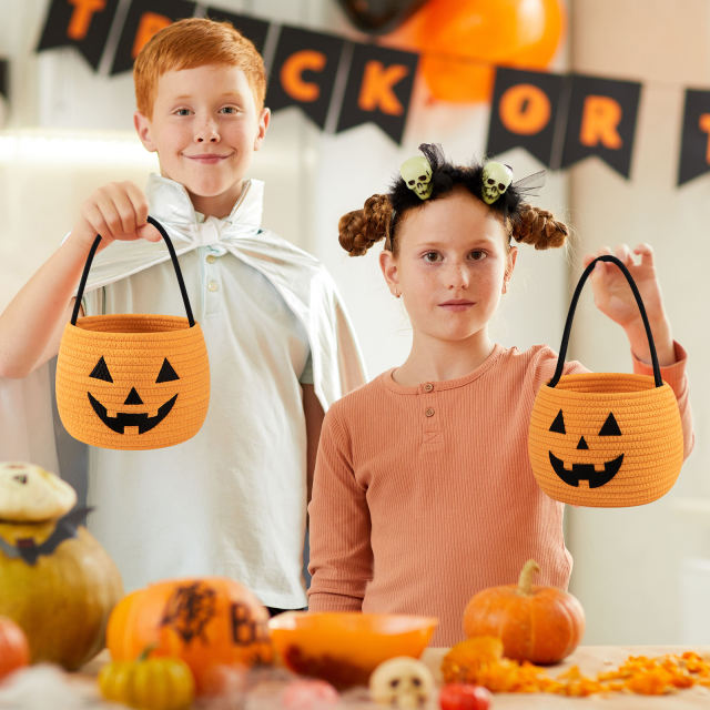 CHERISHGARD Set of 2 4L Halloween Cute Cotton Rope Baskets for Kids ,5.9 in*5.9 in*5.9 in ,Halloween Party Baskets for Candy,Toys
