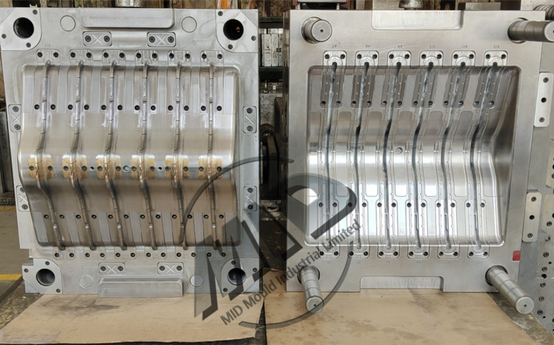 Plastic mold for the hanger