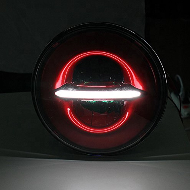 5.75 palcový motocyklový červený světlomet Harley