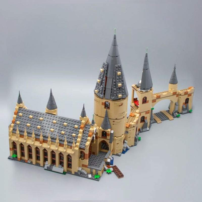 Movie & Games Series Hogwarts Great Hall Building Blocks 983pcs Brick Educational Toys 75954 From China