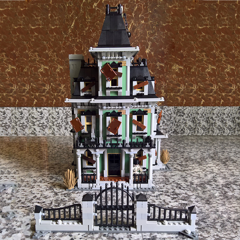 KING X19055 Haunted House "Monster" Fighters Theme 10228 Building Block 2064pcs Brick Toys From China
