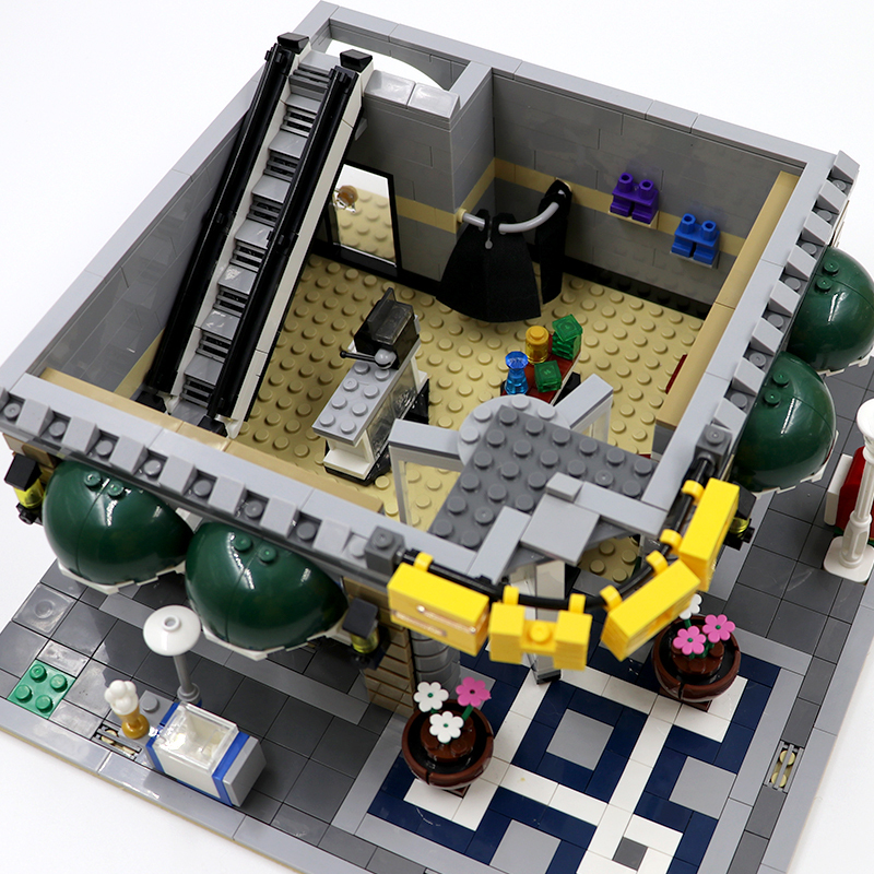 Customized A2102 Grand Emporium Building Blocks 2380pcs Bricks 10211 from USA 3-7 Days Delivery