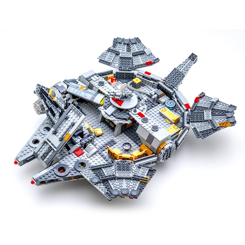 LEJI 99022 Movie & Games Millennium Falcon Starship Warship Spaceship 1351pcs Bricks 75257  From China