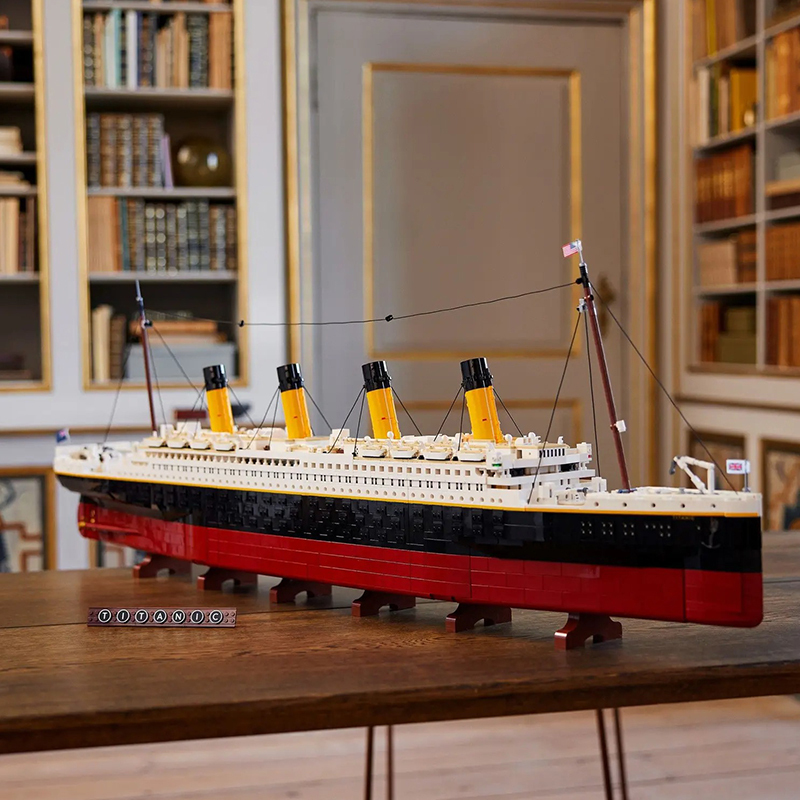 JieStar 82996 Titanic RMS Titanic Building Blocks 9090pcs Bricks Toys 10294 From USA 3-7 Days Delivery