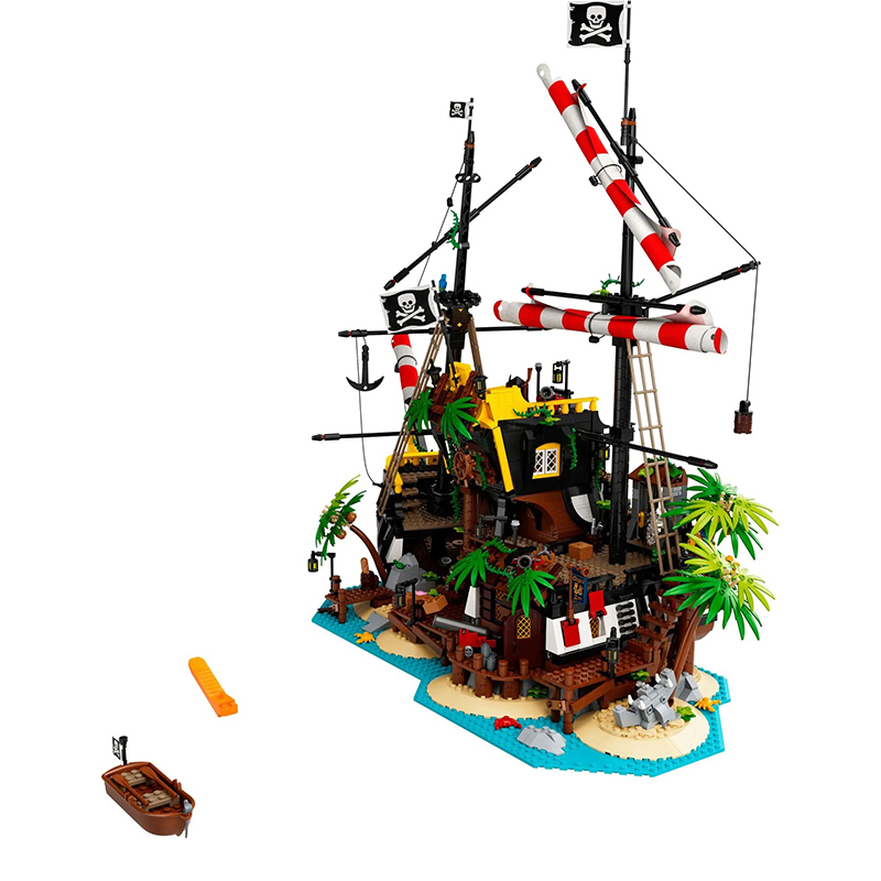 ZebraBlocks 698998 Pirates of Barracuda Bay Ideas 2545pcs 21322 Building Block Bricks Toys from China