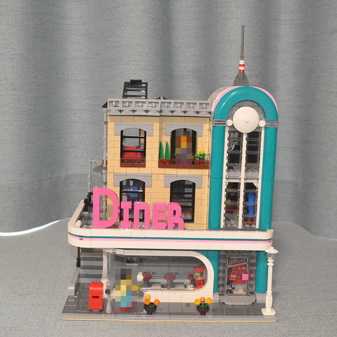 [Pre-order] Custom SX6013 Creator Expert Downtown Diner Modular Buildings Blocks 2480±pcs Bricks 10260 From China