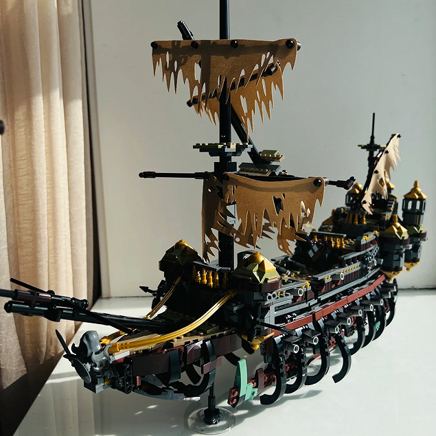 LEJI 99042 /Custom 16042 Movie Series Pirates of the Caribbean Silent Mary Ship Building Blocks 2294±pcsBricks 71042 From USA 3-7 Days Delivery