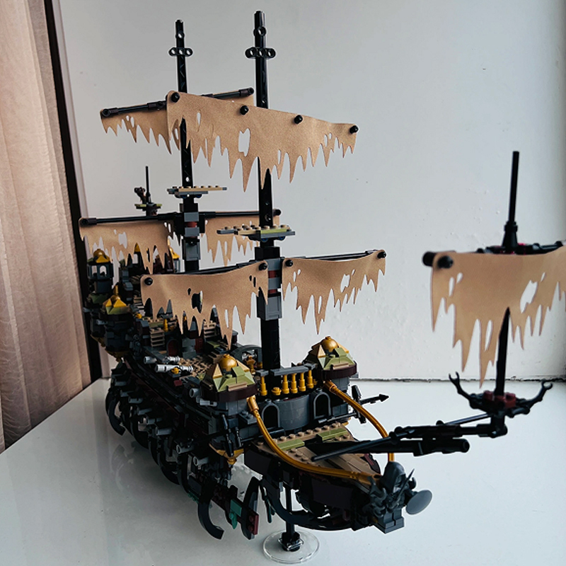 LEJI 99042 /Custom 16042 Silent Mary Pirates of The Caribbean Building Blocks 2294ocs Bricks 71042 From Europe 3-7 Days Delivery