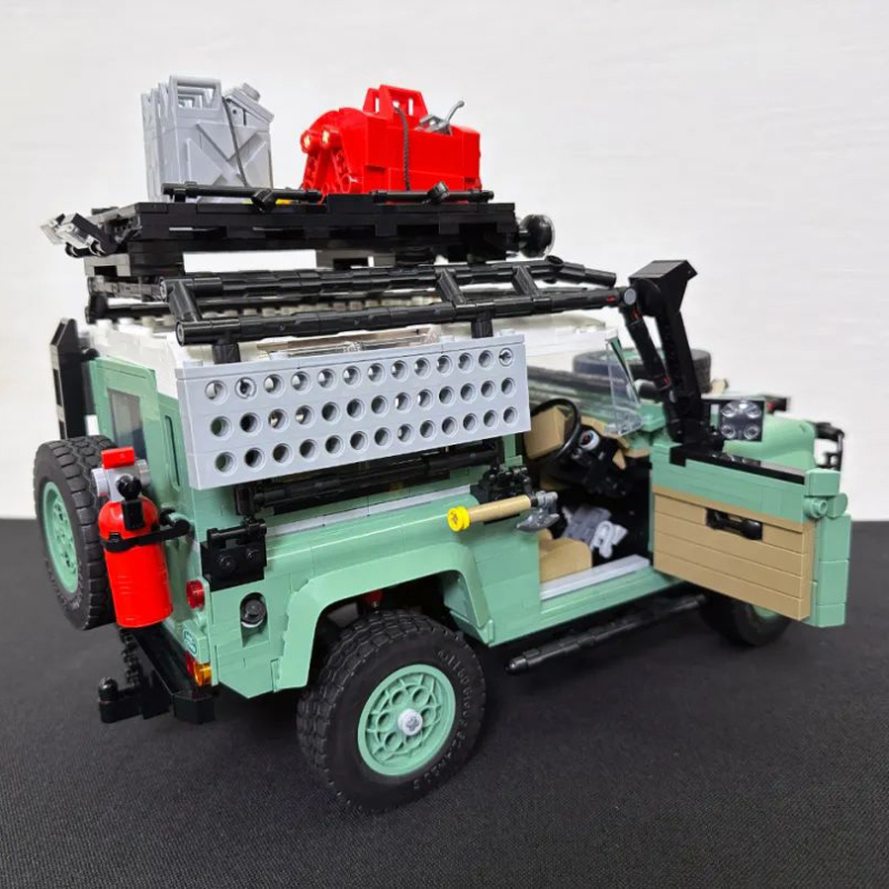 {Pre-Order}E0090 Technic Land Rover Defender 90 Car Building Blocks 2336±pcs Bricks 10317 from China.