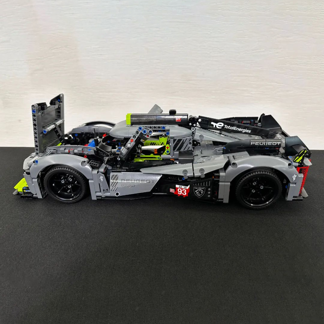 Peugeot 9x8 24h Le Mans Hybrid Hypercar Technic 42156