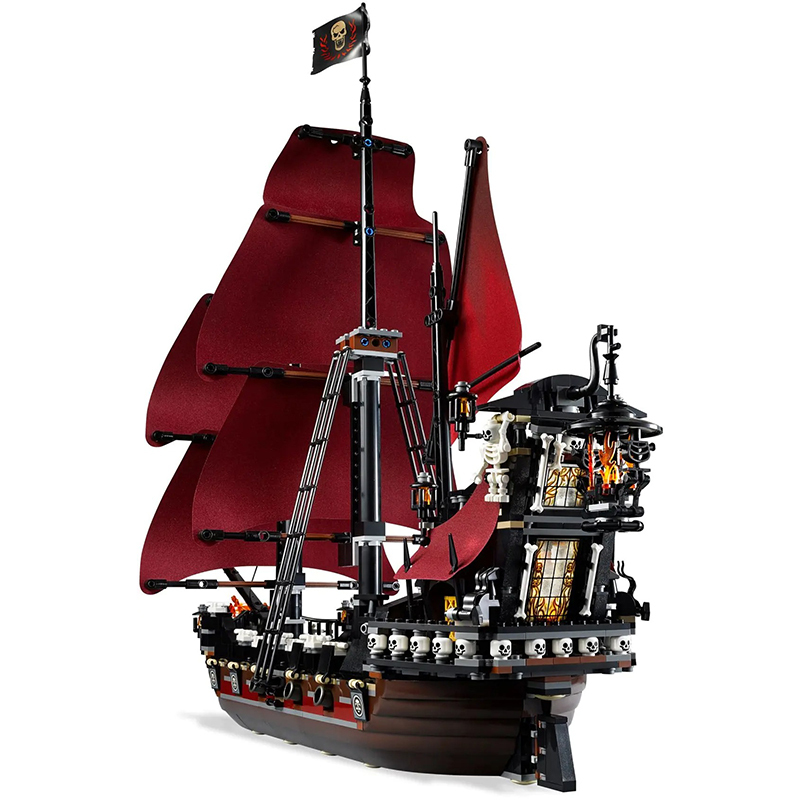 Pirates of the Caribbean Queen Anne's Revenge Ship 4195 Building Blocks1097±pcs Bricks Model Toys From Europe 3-7 Days Delivery.
