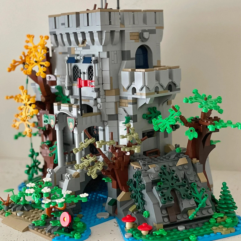 Castle in the Forest Ideas 910001