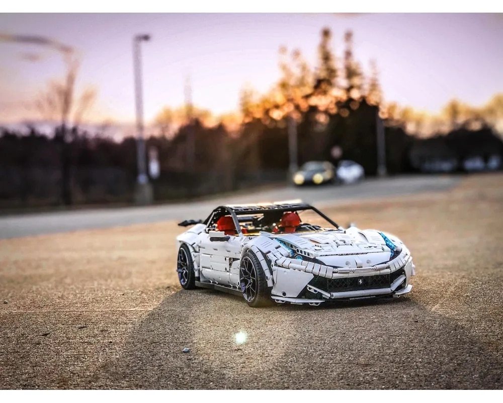 BuildMoc MOC-41271 Ferrari F12 4-Color