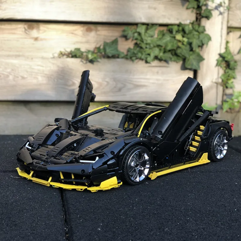 MOC 39933 Lamborghini Centenario 1:8 Hypercar