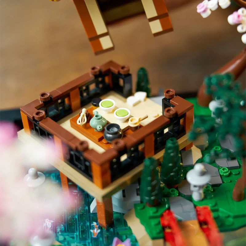Tranquil Garden Creator Expert 10315