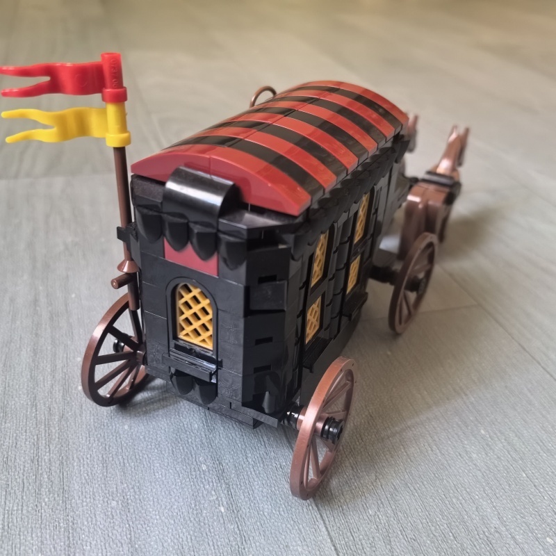 MOC-127645 Lion Knights' Carriage