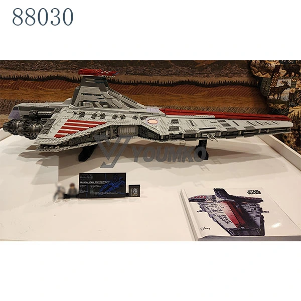 UCS Venator-class Republic Attack Cruiser Star Wars 75367
