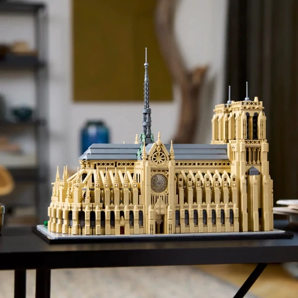 Notre-Dame de Paris Modular Buildings 21061