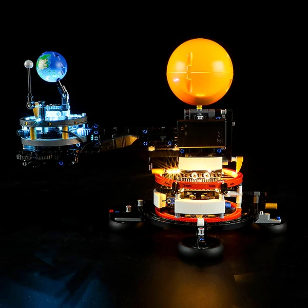 LED Lighting Kit for Planet Earth and Moon in Orbit 42179