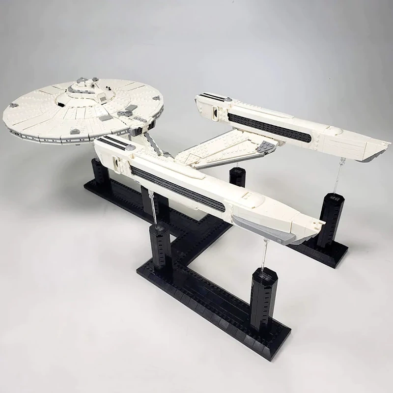 GoBricks MOC A1321 Star Trek USS Enterprise