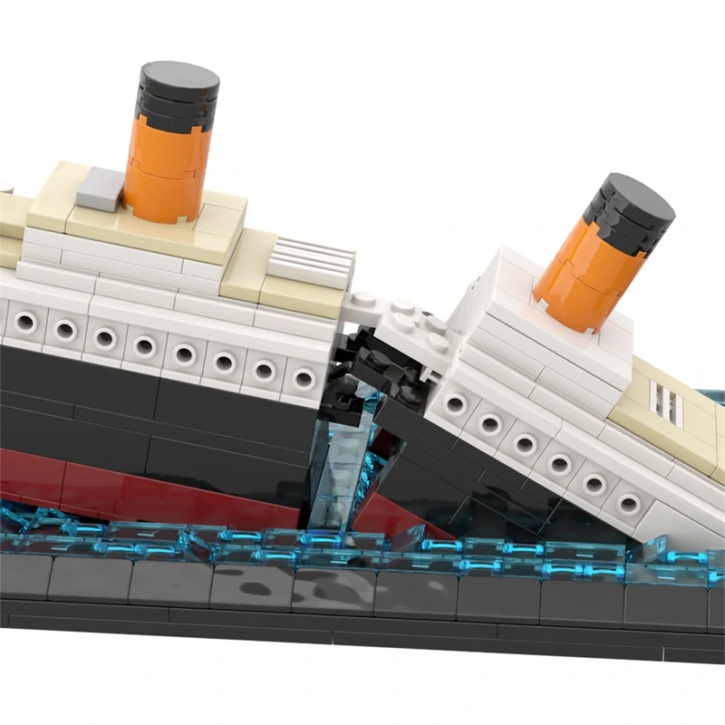 GoBricks MOC A1455 RMS Mini Titanic