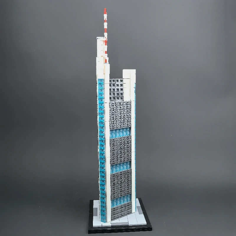 Studio MOC 149003 Commerzbank Tower 1:800 Scale
