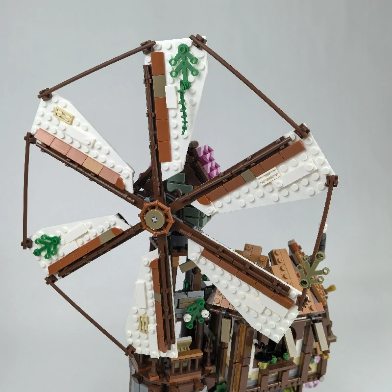 Studio MOC 910003 Mountain Windmill
