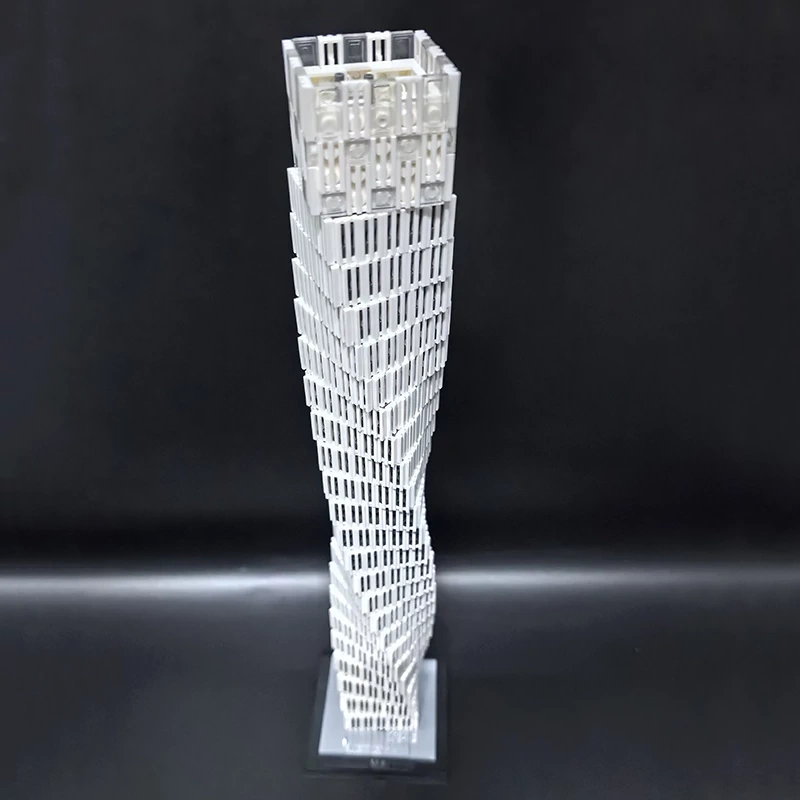 Studio MOC 152436 Cayan Tower Infinity Tower Dubai 1:800 Scale