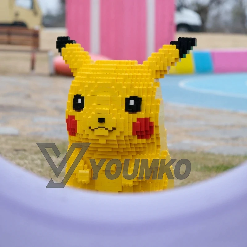 Studio MOC 000002 Pikachu Life size Pokémon