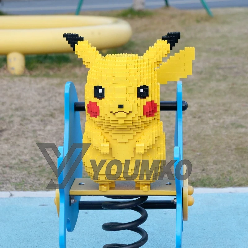 Studio MOC Pikachu Life Size Lego Set
