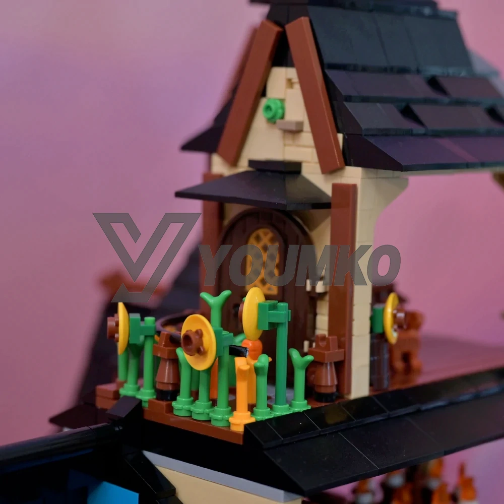 Studio MOC 134085 Medieval Town Centre Europe Warehouse Express
