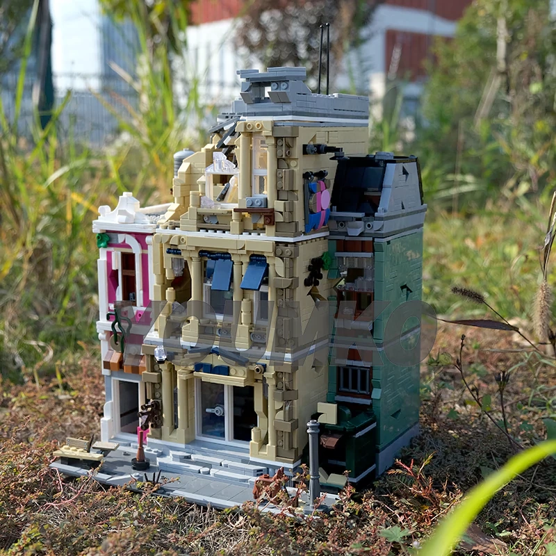 Studio MOC 66832 Apocalypse Police Station Europe Warehouse Express