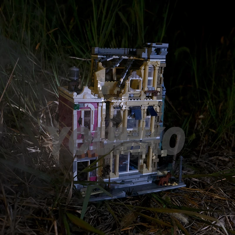 Studio MOC 66832 Apocalypse Police Station Europe Warehouse Express