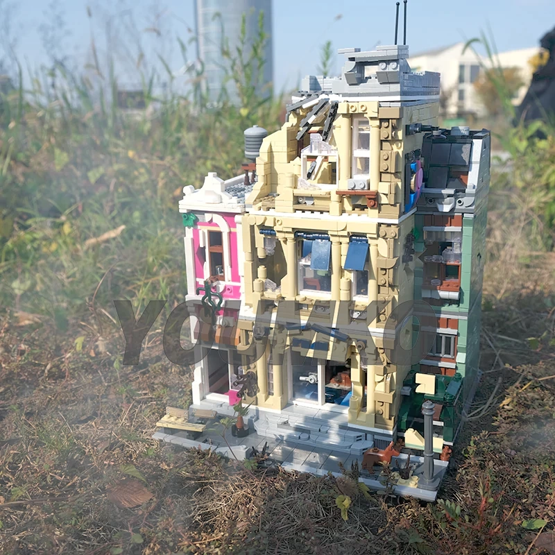 Studio MOC 66832 Apocalypse Police Station Europe Warehouse Express