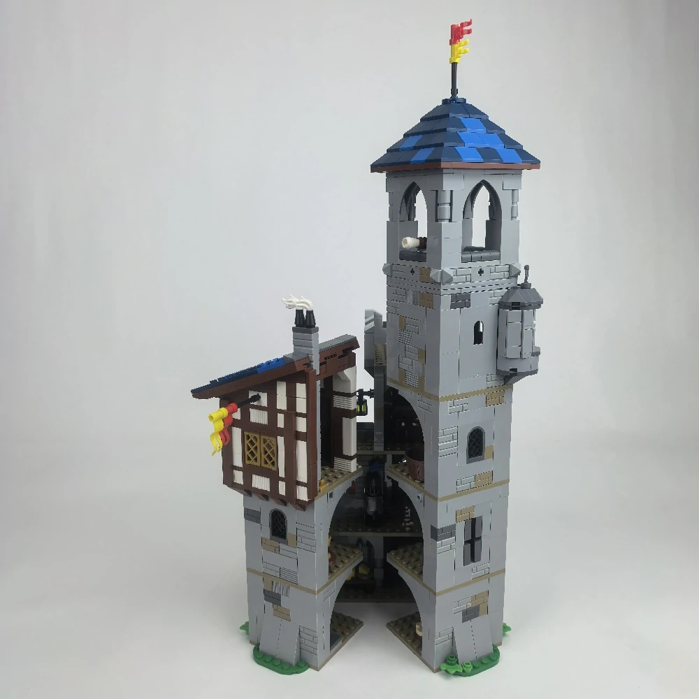 Studio MOC 92106 Modular Castle's Keep