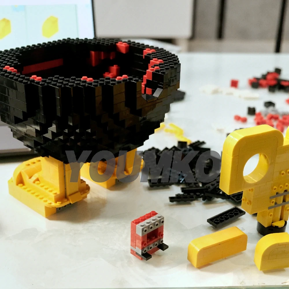 Studio MOC 000009 Super Mario Bros Angry Bob-Omb