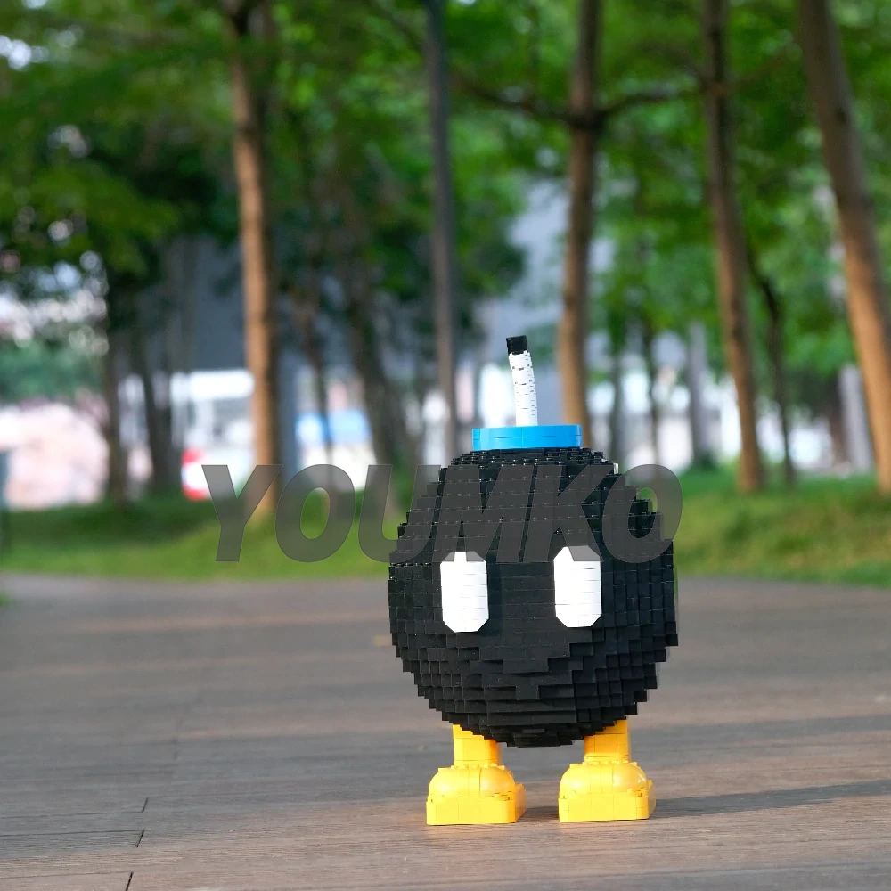 Studio MOC 000009 Super Mario Bros Angry Bob-Omb