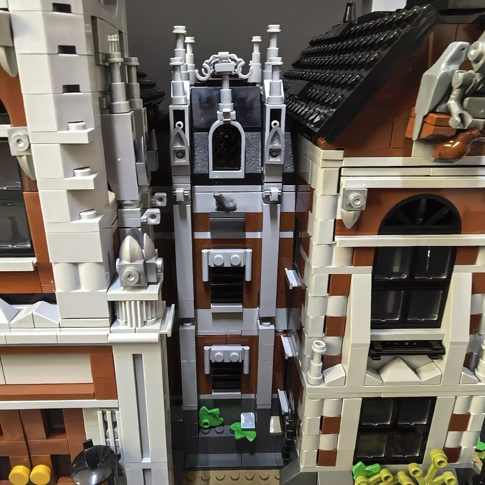MOC 158329 Modular Arkham Asylum