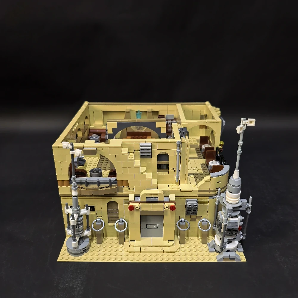 MOC 183202 Modular Mos Eisley Cantina