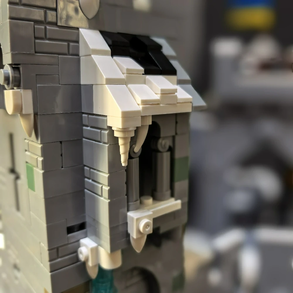 MOC 910029 Mountain Fortress