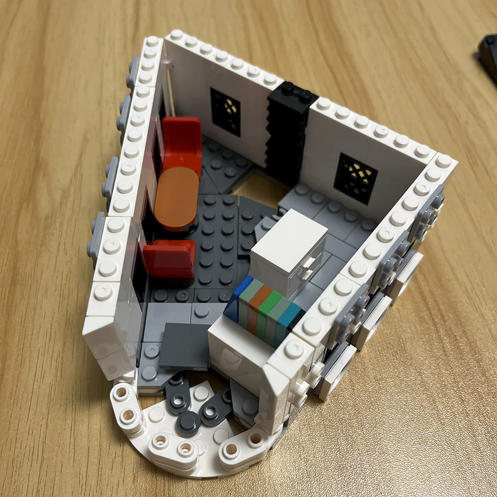 The top-floor meeting room of the Custom Flatiron Building newspaper office.