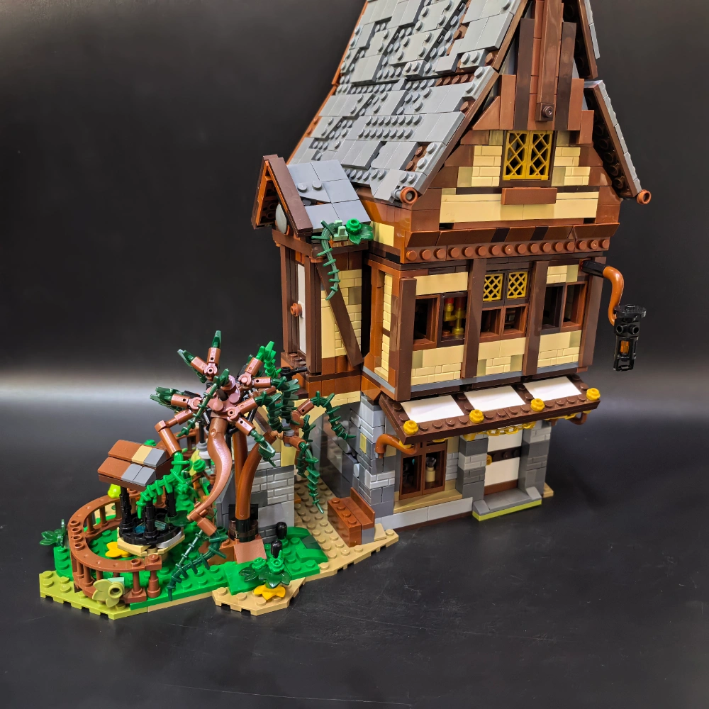 Medieval Alchemist MOC – Alternative to LEGO 21341