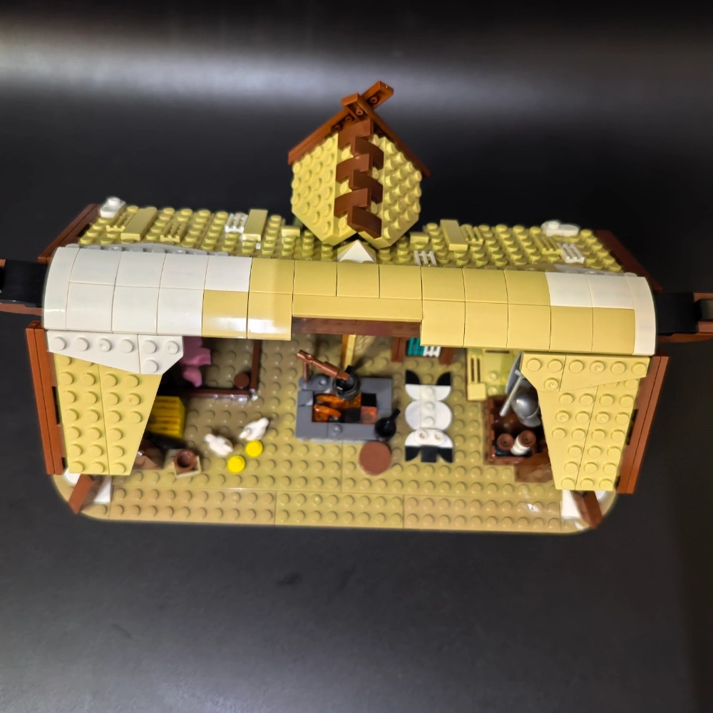 MOC 102557 Viking Longhouse