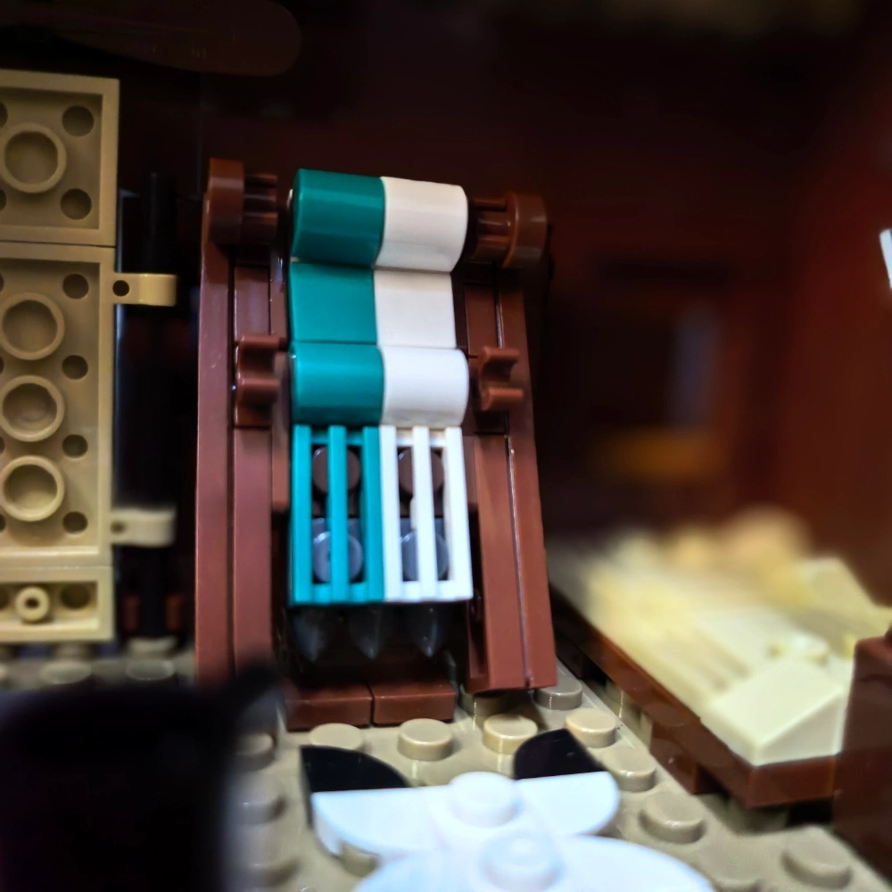 MOC 102557 Viking Longhouse