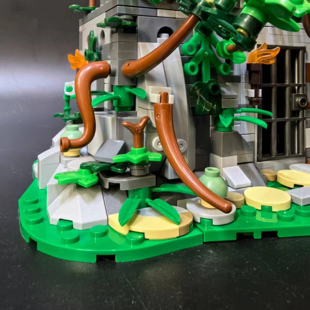 MOC 139129 Forest Outpost