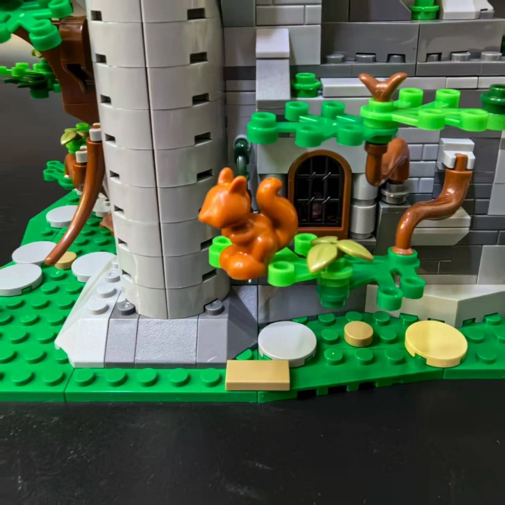 MOC 139129 Forest Outpost