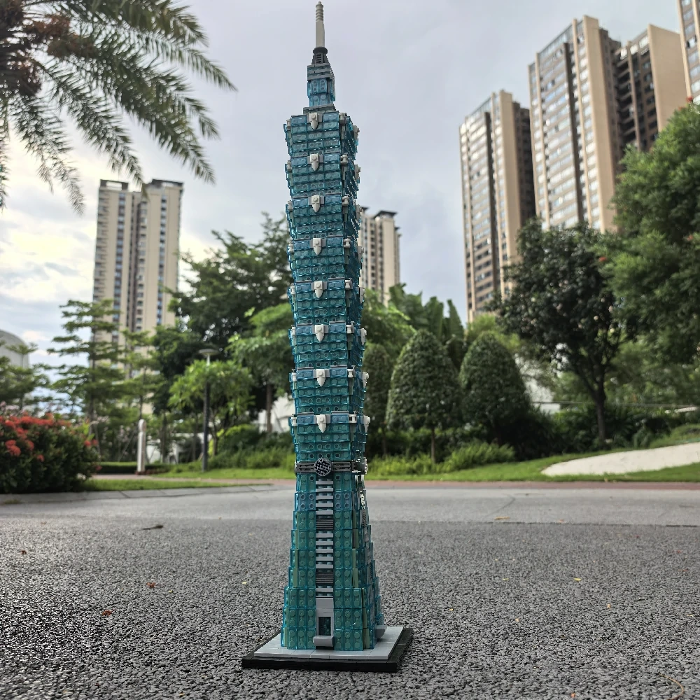 MOC 136995 Taipei 101 1:800 Scale