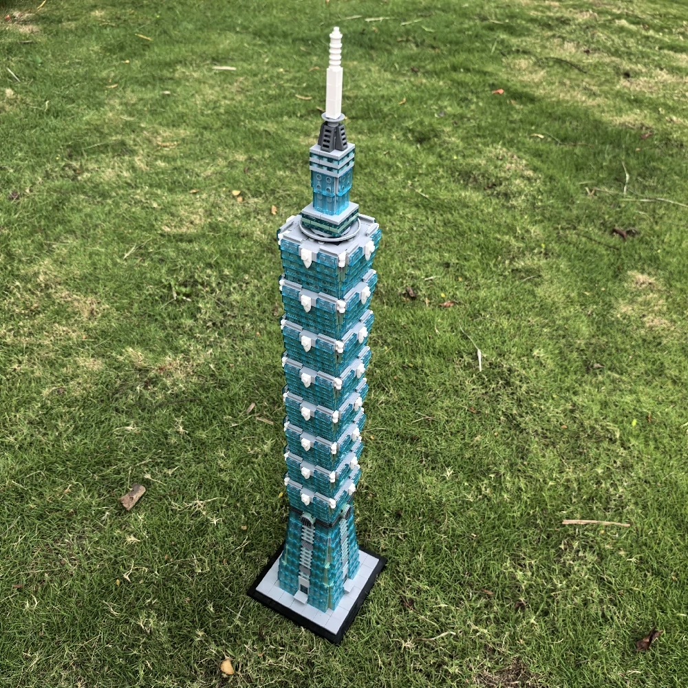 MOC 136995 Taipei 101 1:800 Scale